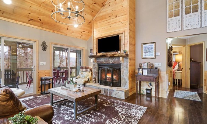 Blairsville House | Deerpath