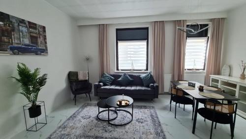 Mitte-Sud Apartment | Deichliebe 2 - Modern, Zentral & Familienfreundlich - Inklusive privater Stellplatz im Parkhaus 2min zu Fuß entfernt