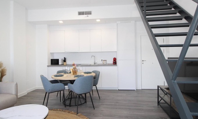 La Goleta Apartment | Del Parque Flats Urban Duplex Loft