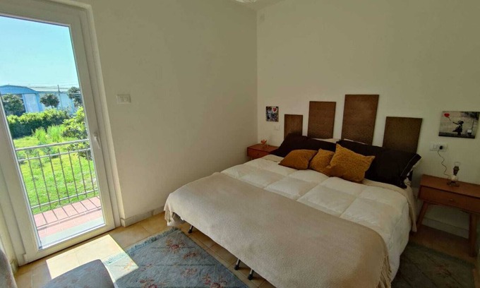 Santo Stefano di Magra House | Delightful detached cottage with garden between Versilia and Cinque Terre