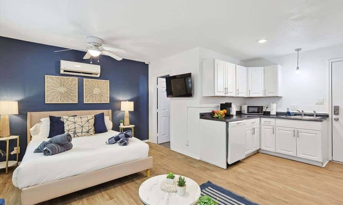 Fort Worth Apartment | Delightful 1BR 1BA Cozy Flat