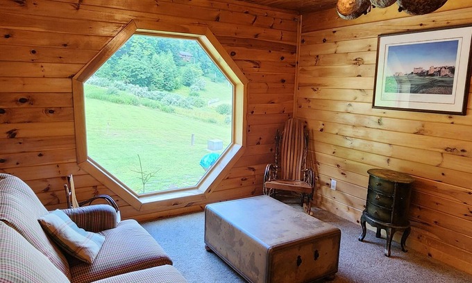 Fishs Eddy House | Delightful 5-bedroom house with AC and WiFi in charming Fishs Eddy
