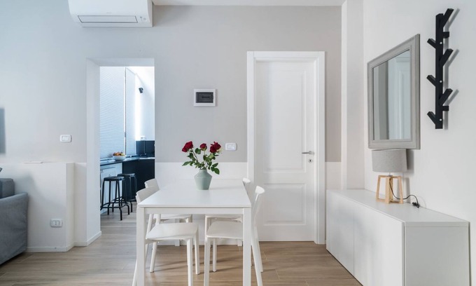 Historic Center Apartment | Delightful and bright studio located in the historic center of Bologna