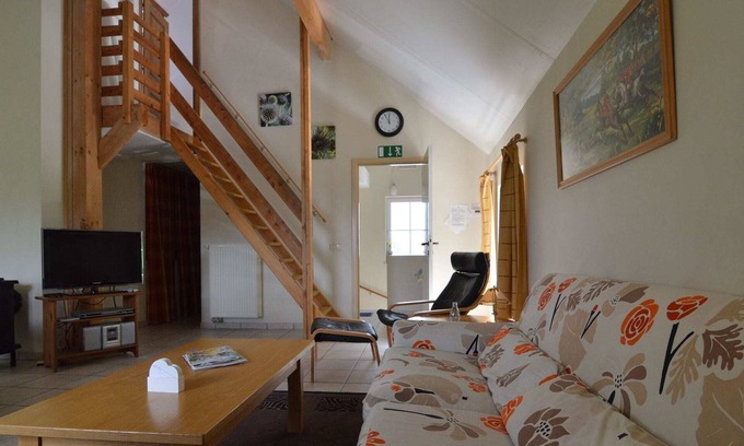 Bouillon Apartment | Delightful Apartment with Terrace, Heating, Barbecue