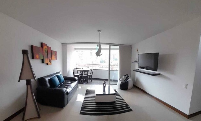 Envigado Apartment | Delightful, Luxurious & Spacious 3-bedroom 2-bath Apartment
