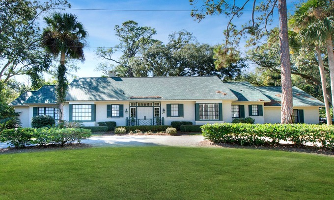 Sea Island House | Delightful Sea Island Beach Cottage, Private Pool, Hot Tub & Steps from Beach
