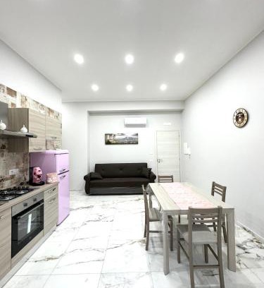 Naples House | Dell orma del vesuvio
