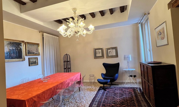 Santa Croce Apartment | Della Reggina apartment