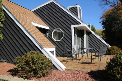 Lake Delton Apartment | Dells Retreat At Tamarack & Mirror Lake Resort