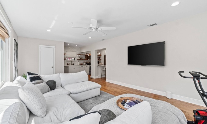Delray Beach Villa | ★ Delray Beach Getaway w/Spacious Yard, Grill & Steps to Atlantic Avenue