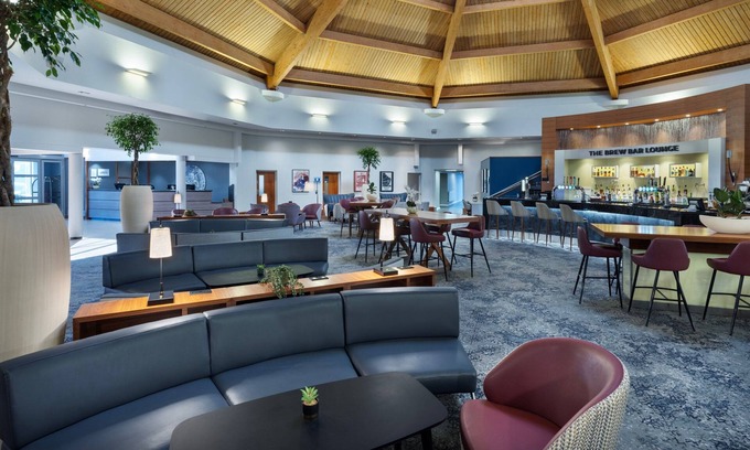 Waltham Abbey Hotel | Delta Hotels by Marriott Waltham Abbey