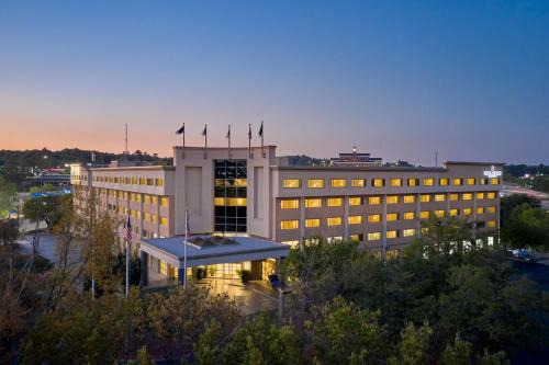 Little Rock Hotel | Delta Hotels by Marriott Little Rock West