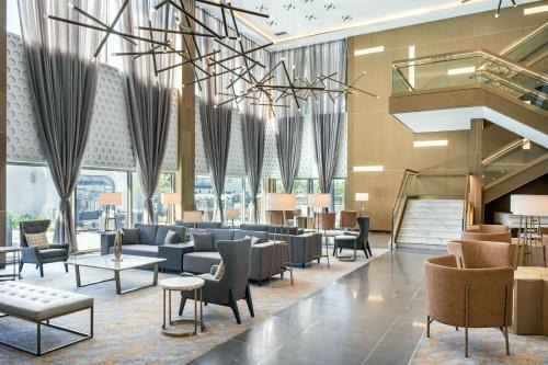 Ontario Hotel | Delta Hotels by Marriott Ontario Airport
