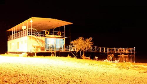 Mahmudia House | Delta Pontoon