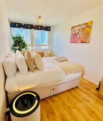 Oval Apartment | Deluxe 2B City View Appartment Zone 1