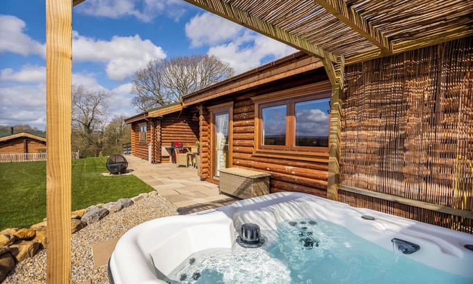 Constable Burton Ski Chalet | Deluxe and spacious lodge finished to the highest standard.