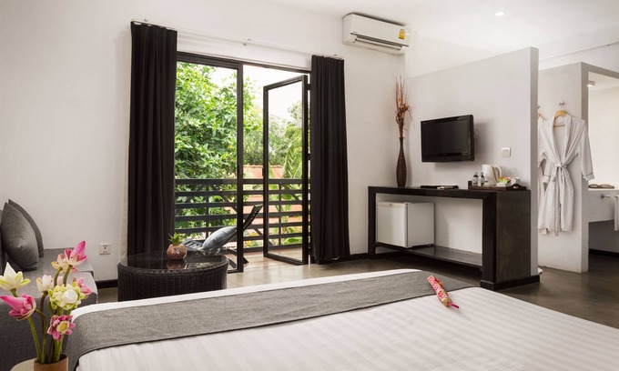 Siem Reap Resort | Deluxe Double Room with balcony