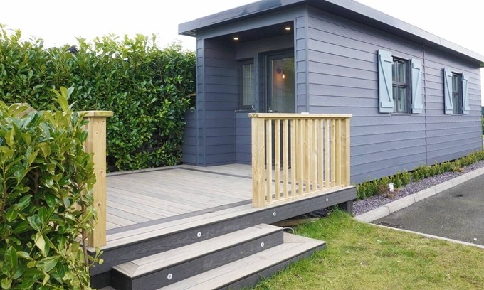 Newry Cabin | Deluxe Holiday Cabin