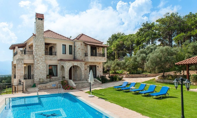 Polemarchi Villa | Deluxe Stone-made villa with Private pool