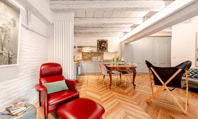 Historic Center Apartment | Deluxe Suite Fine Art Historic Centre