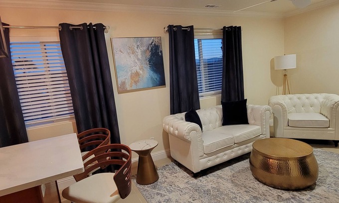 Seaside House | Deluxe Suite for Two, just minutes to Carmel.