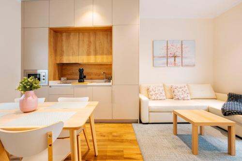 San Lorenzo Apartment | Deluxe Two-Bedroom apartment Seville Downtown