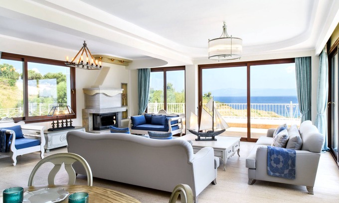 Kassandra Villa | Deluxe Villa | Private Pool [Villa D Oro]