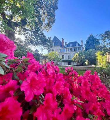 Brive-la-Gaillarde Apartment | Demeure de Flore - Hôtel Particulier au Cœur de Brive comprenant 8 appartements de charme