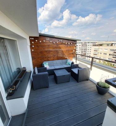Militari Apartment | Demure Terrace Apartment