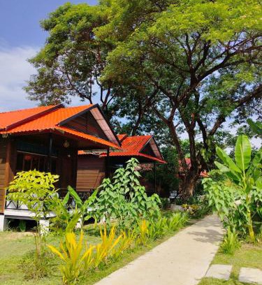 Downtown Siem Reap House | Densy Angkor Bungalow