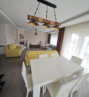 Kusadasi City Centre Apartment | Dentist Bulent's Villas