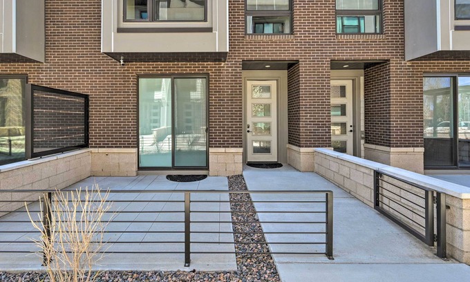 West Colfax Apartment | Denver Townhome w/Rooftop Deck: Walk to Lake