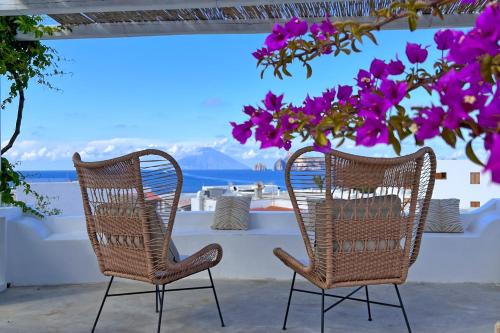 Panarea House | Dependance La Caletta