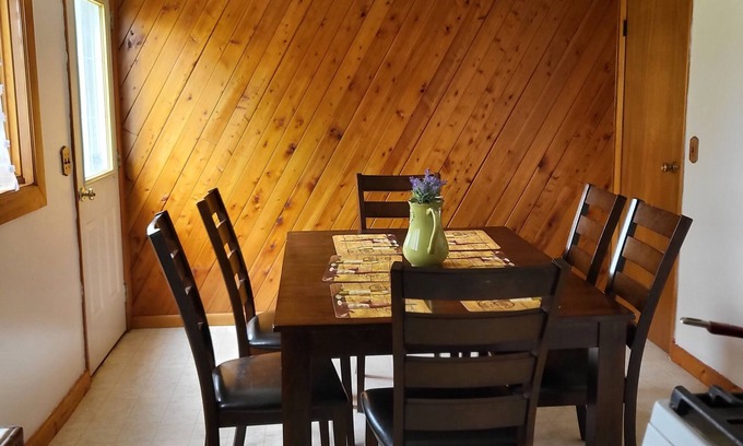 Depew House | DePew Vacation Rental ~ 10 Mi to Buffalo!Near the Airport