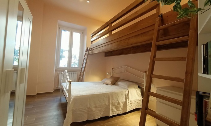 Terracina Apartment | "Derna 1" Holiday home by the sea - Terracina center