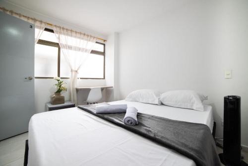 Estadio House | Descansa y Explora Habitación Privada en Medellín C