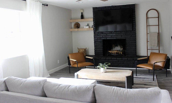 Papago Parkway House | Desert boho - 20 minutes away from super-bowl stadium and waste management