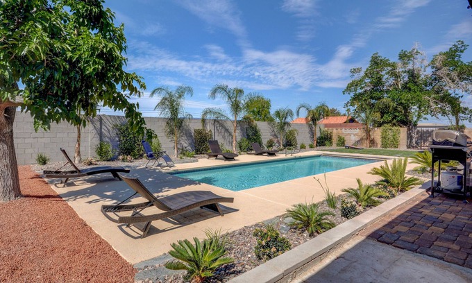 Canyon Gate House | DESERT OASIS RETREAT