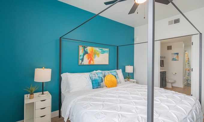 Desert View Village Condo | Desert Ridge | Pool + Gym + Dining + Shopping