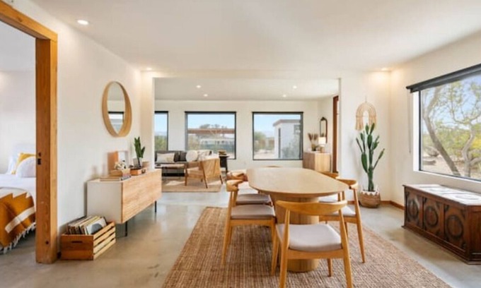 Inland Empire House | Desert's Edge