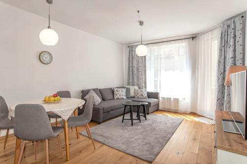 Oborishte Apartment | Designed Apartment in Central Sofia with parking