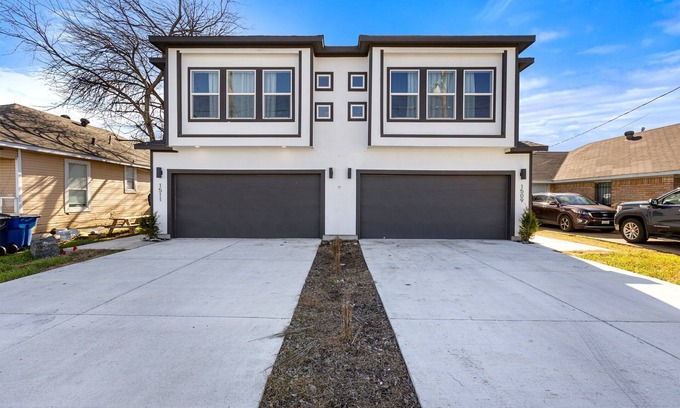 South Dallas - Fair Park House | Designer Event Open Luxurious 6BD Retreat