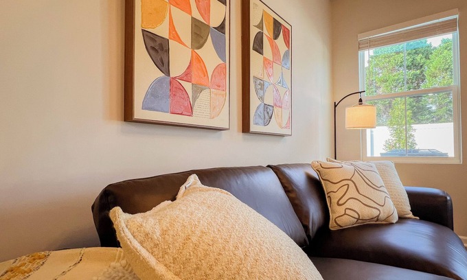 Carolina Forest House | Designer Family Townhouse Brand-New Pool Patio