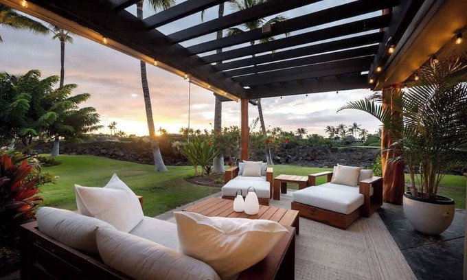 Kamuela House | Designer Remodel | Kings + Sunset + Murals + Aloha