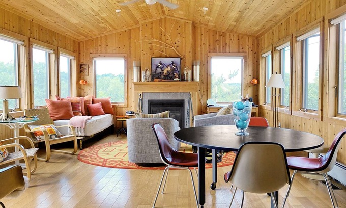 Hudson Cottage | Designers Own Year-Round Hudson Valley Getaway Cottage