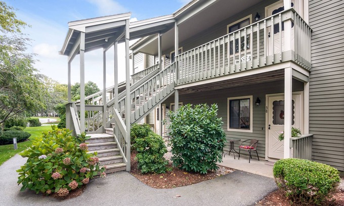 Brewster Condo | Desirable lower level Eaton unit