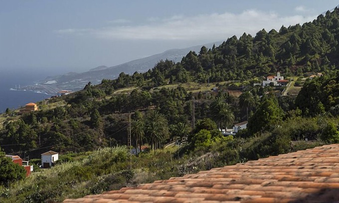 Puntallana Cottage | Detached cottage with two terraces and views of sea and mountains