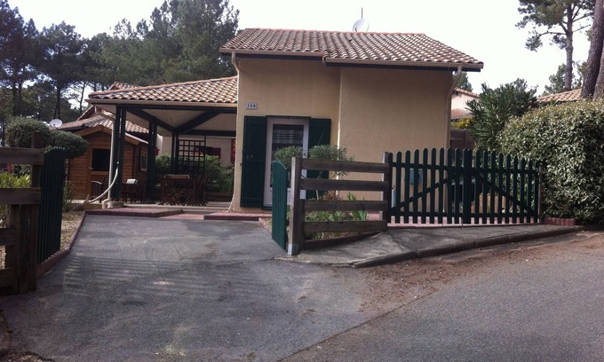 Moliets-et-Maa House | Detached house with terrace near the ocean, golf and shops.