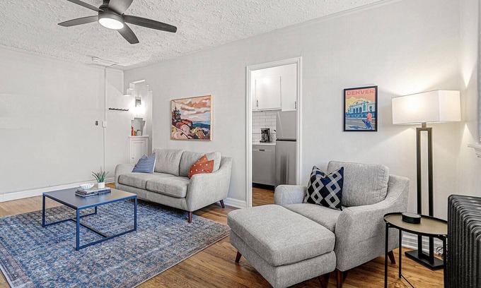 Congress Park Apartment | Detroit by Modern Midstay/On City Park! #T17