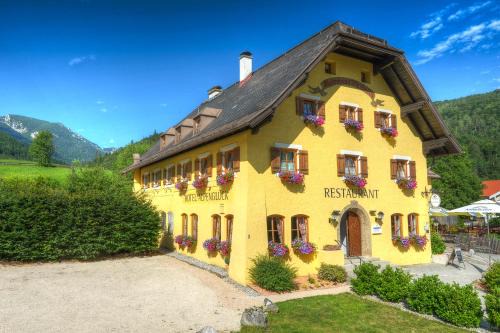 Weissbach an der Alpenstrasse Hotel | DEVA Hotel Alpenglück
